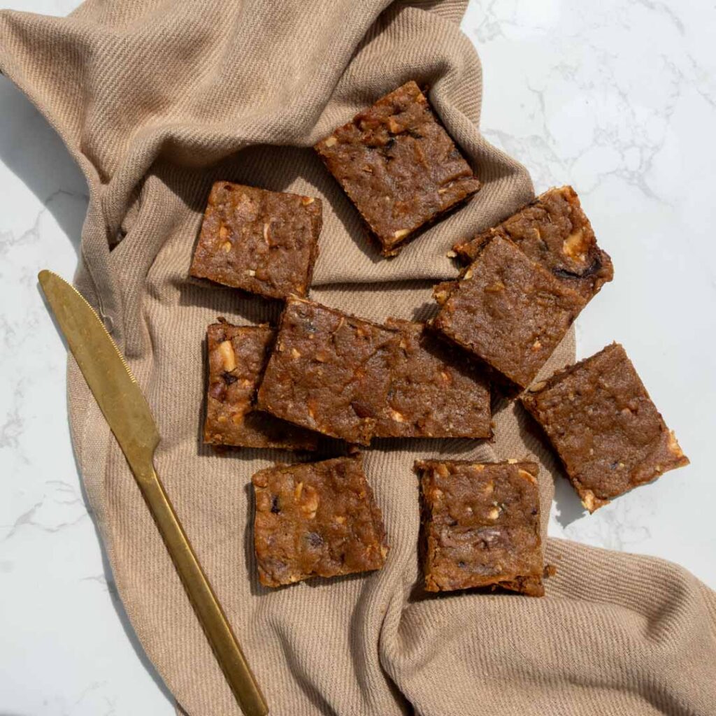 Leftover chocolade koek squares Baksels by Mandy