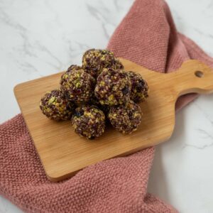 Bliss balls pistache cranberry Baksels by Mandy