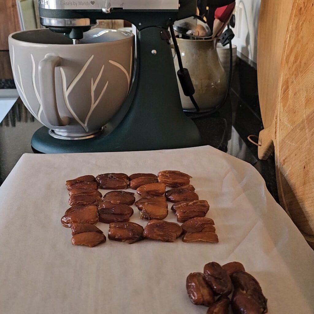 Dadel Bark Dubai Baksels by Mandy